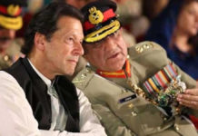 Pakistan Army Criticises Imran Khan Over Handling of Covid-19 Pandemic Paakistan Prime Minister Imran Khan with Army chief General Qamar Javed Bajwa.