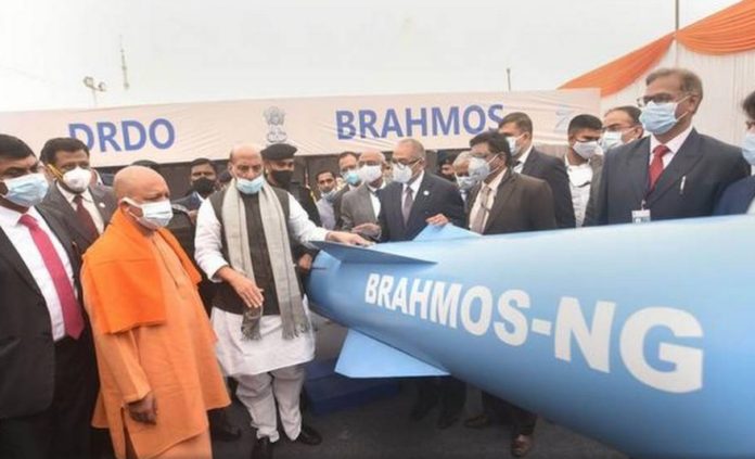Defence Minister Rajnath Singh laid the foundation stone for DRDO's Defence Technology & Test Centre and BRAHMOS Manufacturing Centre, in Lucknow, on 26 December 2021