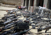 US Arms Discarded in Afghanistan Now Sold in Pakistan US weapons left behind in Afghanistan are now available for sale in the illegal arms bazaars in Pakistan