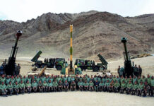 India, China confirm withdrawal of troops from PP15 in Ladakh Chief of Army Staff General Manoj Pande with the troops during the Parvat Prahar exercise in eastern Ladakh on September 10, 2022.