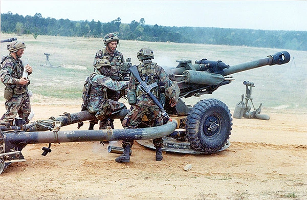 M119 howitzer during US Army exercise