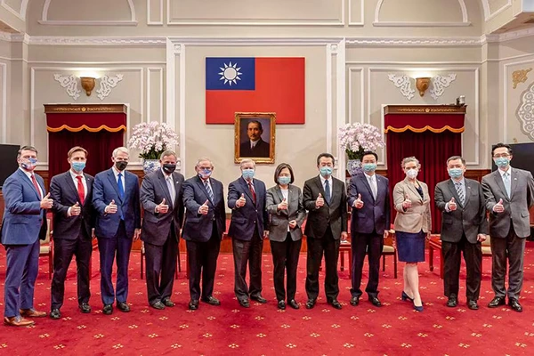 US Senate Foreign Relations Committee Chairman Bob Menendez and other lawmakers with Taiwans president, Tsai Ing-wen, and other Taiwanese officials in Taipei, Taiwan, April 15, 2022