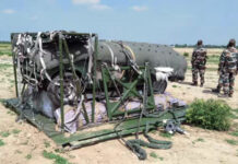 DEFENCE REVIEW 2023 – IAF Operations and Exercises On August 19, the Indian Air Force reported the successful testing of the new Heavy Drop System (HDS) from a C-17 Globemaster III cargo aircraft.